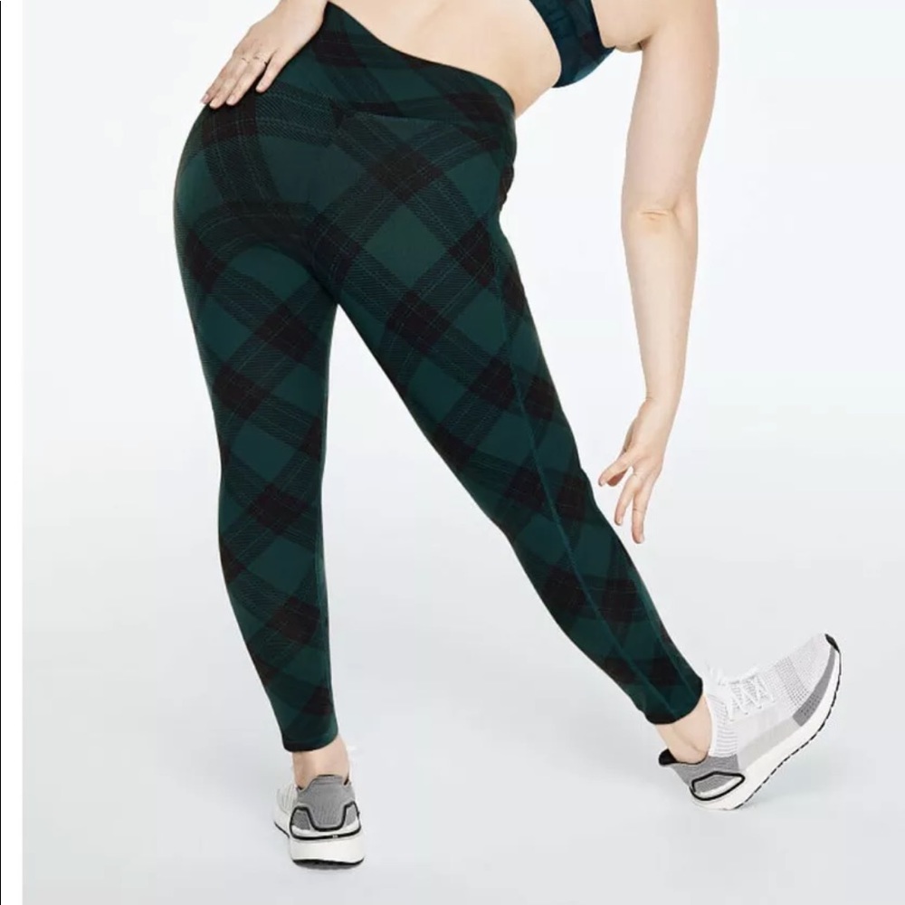 Victoria’s Secret PINK Ultimate V Leggings Medium Dark Ivy Plaid Green Black